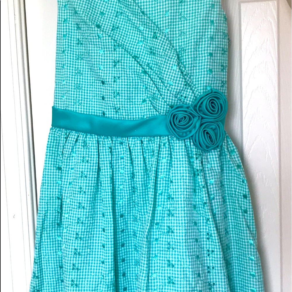 Girls dress size 16